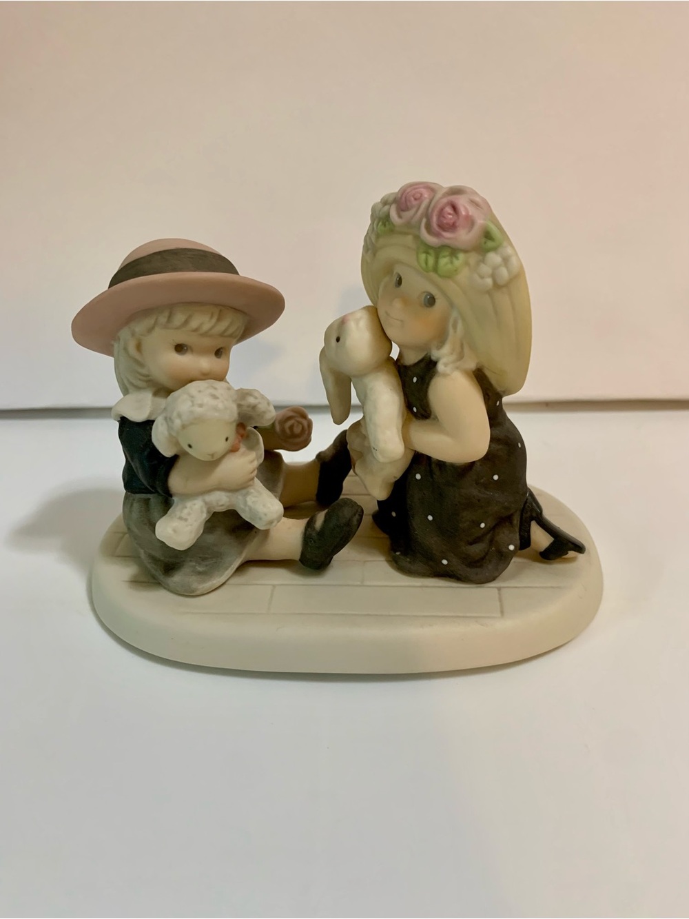 NBM Bahner Studios AG
2000 SISTERS AT BIRTH FRIENDS FOR LIFE 786187 Vintage